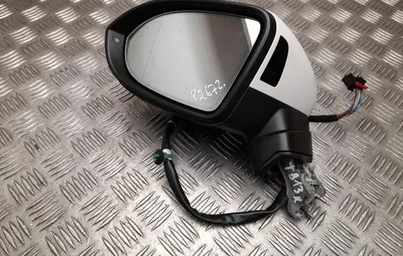 Volkswagen PASSAT B8 Front door electric wing mirror E20416320