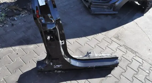 BMW 2 F44 Pillar (middle) 