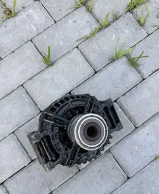 Mercedes-Benz C AMG W203 Generator/alternator 0124515088 A2711540802 2711540802