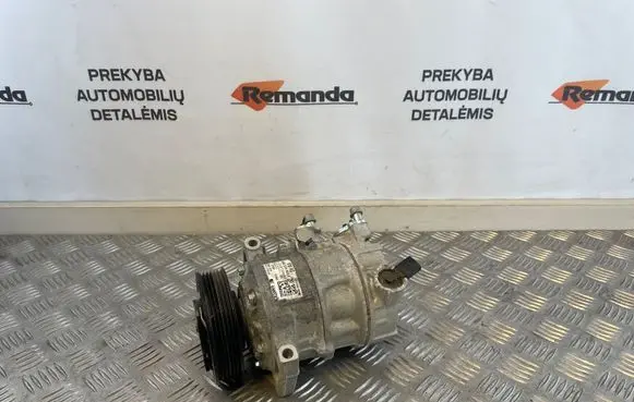 Volkswagen Golf VII Air conditioning (A/C) compressor (pump) 5Q0819803E 02481008685