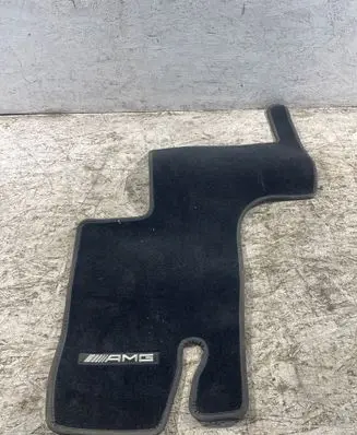 Mercedes-Benz GLE AMG (W166 - C292) Front floor mat A1666843303 Q002Z003 9F87