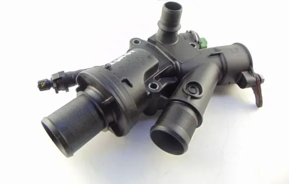 Peugeot 508 Thermostat housing 