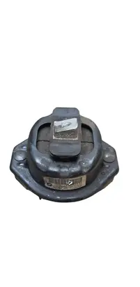 BMW 7 E65 E66 Engine mount bracket 6771918