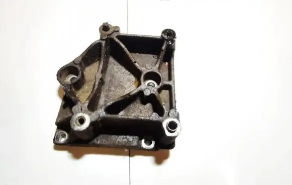 Citroen C3 Engine mounting bracket 9636693680