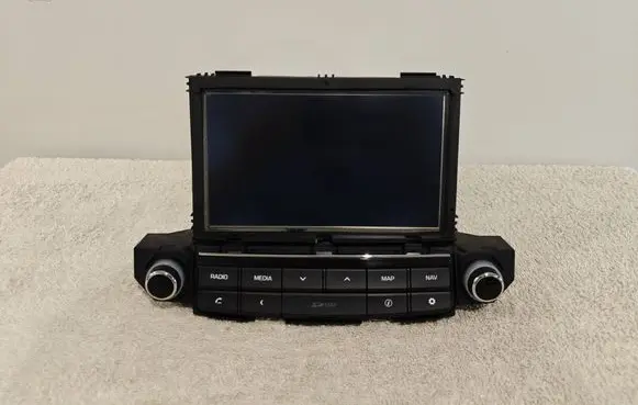 Hyundai Tucson TL Radio/CD/DVD/GPS head unit 96560D70004X 601KVBB064005 10R048810