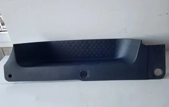 Renault Trafic III (X82) Front sill trim cover 93450152
