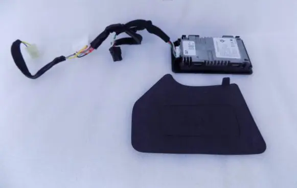 KIA Sportage Wireless charging module 95560-D9100