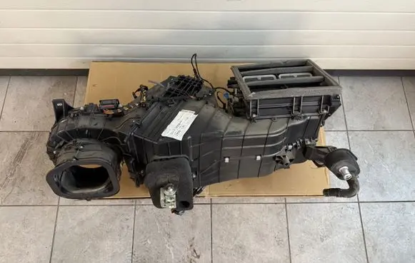 Volkswagen Amarok Interior heater climate box assembly housing 2H1820005AC