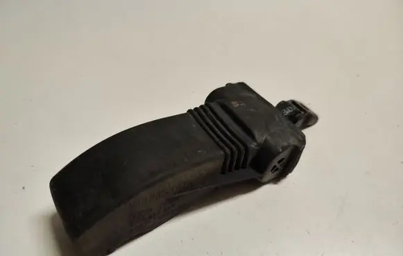 Audi A4 S4 B9 Front door check strap stopper 8W0837249