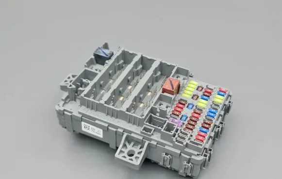 Honda Civic IX Fuse module 116RA000021 TV0E240