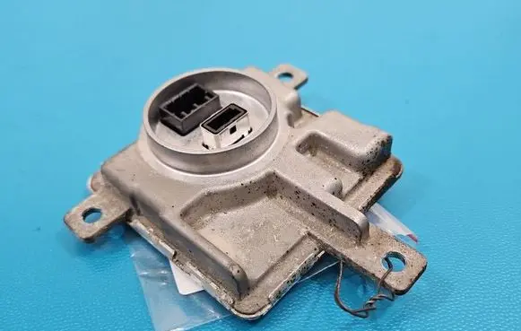 Volkswagen Golf Sportsvan Headlight ballast module Xenon 8K0941597E IMPRK1606699