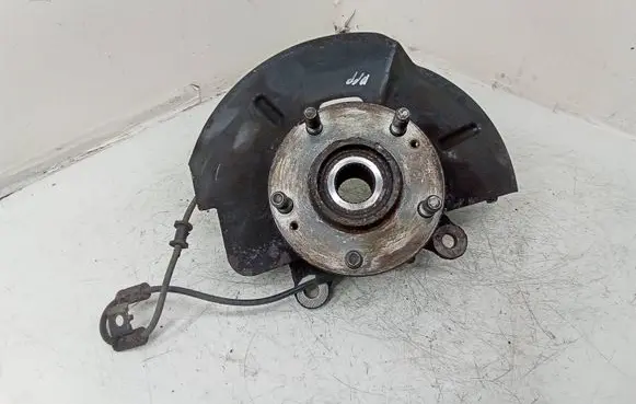Hyundai ix35 Front wheel hub spindle knuckle