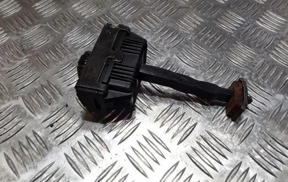 BMW 5 E60 E61 Front door check strap stopper 7033609