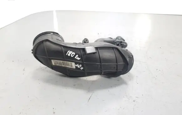 BMW 3 E90 E91 Air intake hose/pipe 13717807493