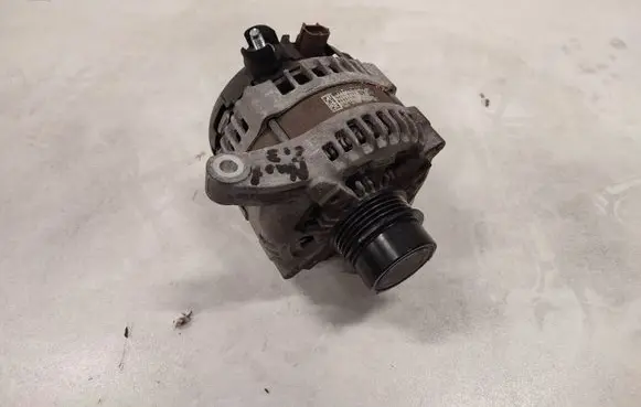 Ford Mustang VI Generator/alternator 1042110751 GR3110300AB