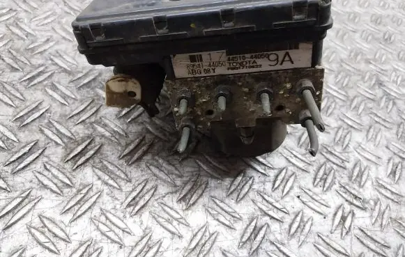 Toyota Avensis Verso ABS Pump