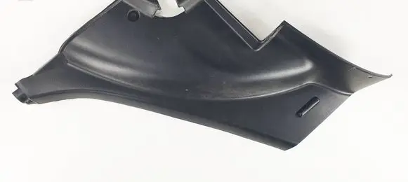 Lexus RX 330 - 350 - 400H Foot area side trim 