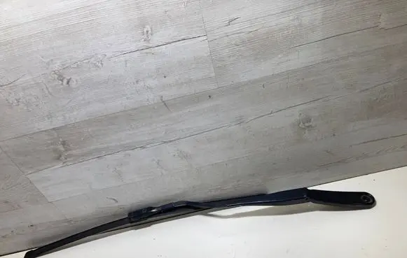 BMW X1 F48 F49 Front wiper blade arm 7360506