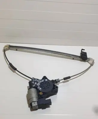 Mazda 3 I Front door window regulator motor GJ6A5958X CM011760 PWLP5RA