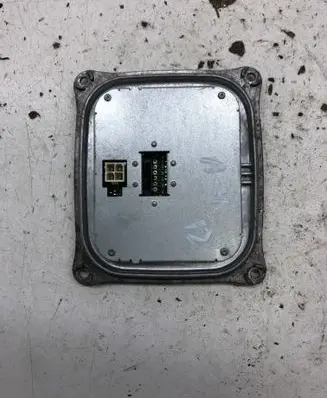Audi A4 S4 B8 8K Headlight ballast module Xenon 8K0907472A 130732921801