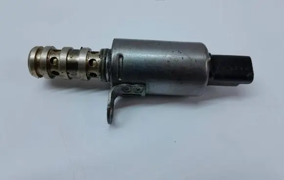 BMW 1 F20 F21 Camshaft vanos timing valve 76042928003 V760429280 760429280