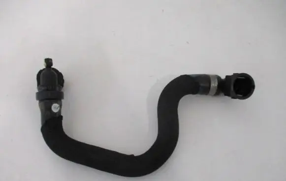 Citroen C4 III e-C4 Engine coolant pipe/hose 9826247580