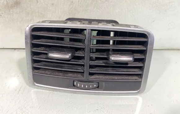 Audi A6 S6 C6 4F Dash center air vent grill 4f0819203c