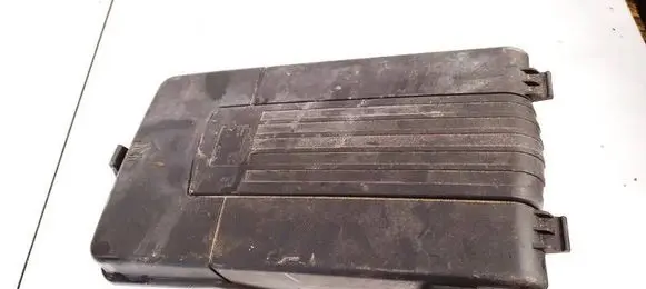 Skoda Octavia Mk2 (1Z) Battery box tray cover/lid 1K0915443C