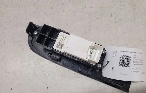 Mazda 6 Electric window control switch GDK566380A 5AA868EA04 K4057