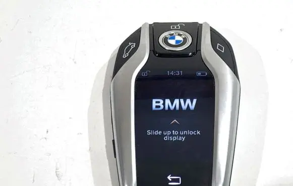 BMW 5 G30 G31 G38 Ignition key/card 9442976
