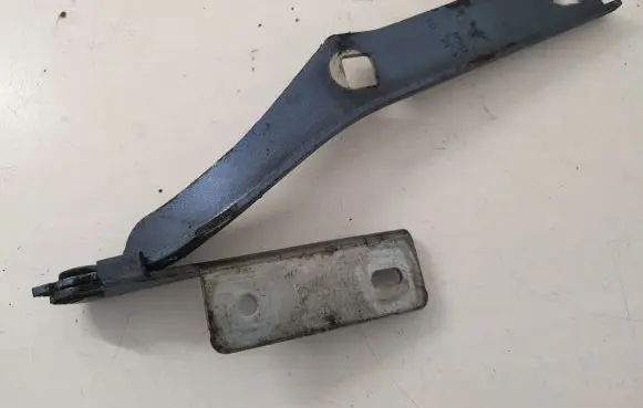 Peugeot Partner Engine bonnet/hood hinges 9680631480