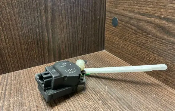 Opel Movano A Air flap motor/actuator 410473241