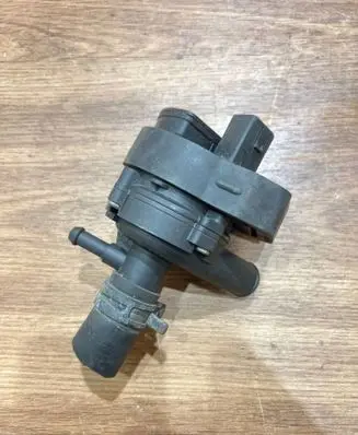 Mercedes-Benz E W212 Electric auxiliary coolant/water pump 3130591163 A2118350028