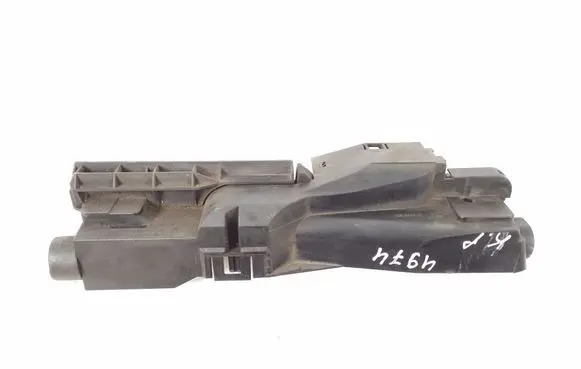 BMW X3 E83 Radiator mount bracket 7530252