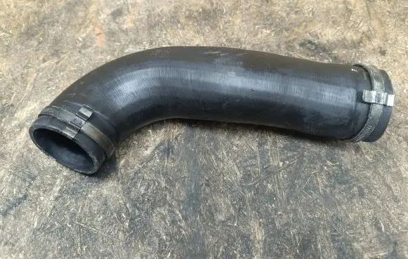 Jaguar XF X250 Intercooler hose/pipe 6W936F073AB