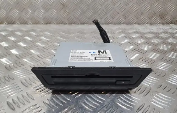 Mazda 2 Navigation unit CD/DVD player DB1M-669G0D