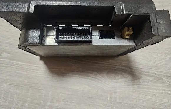 Audi A6 S6 C6 4F Bluetooth control unit module 4E0862335 4E0910336