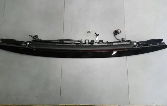 BMW 5 G30 G31 Third/center stoplight 7425435