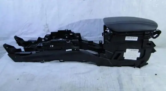 Ford Mondeo MK V Center console 