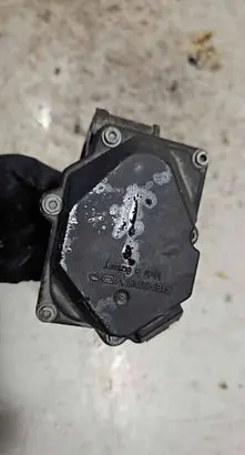 Volkswagen Golf V Throttle valve 03G128063A A2C5324924