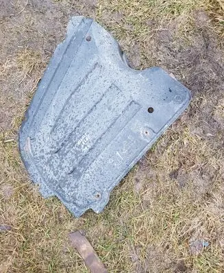 Volkswagen PASSAT B6 Rear underbody cover/under tray 