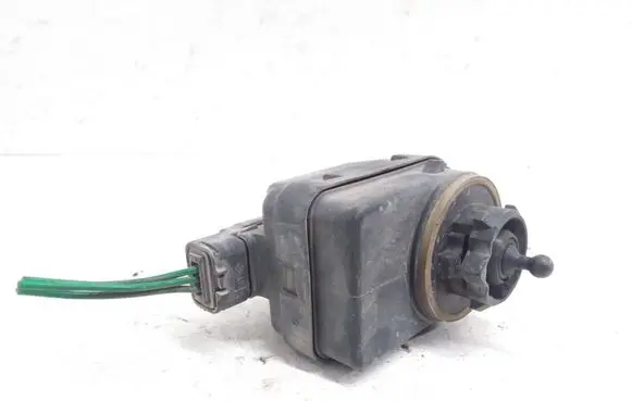 Headlight level adjustment motor