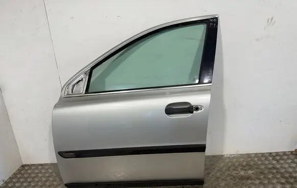 Volvo XC90 Front door
