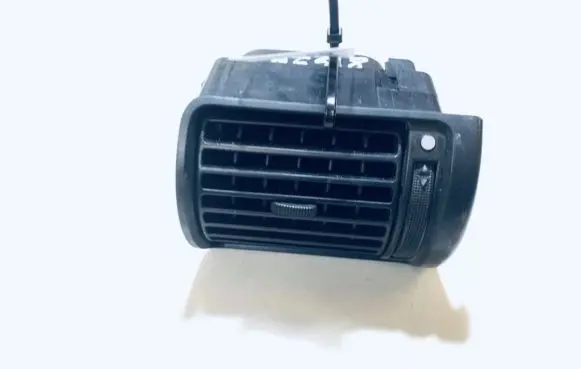 Audi A4 S4 B5 8D Dash center air vent grill 8d1820901