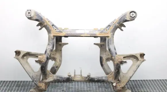 Audi Q7 4L Rear subframe 7L0500041