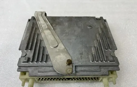 Volvo S70 V70 V70 XC Engine control unit/module P09442008 T96450214
