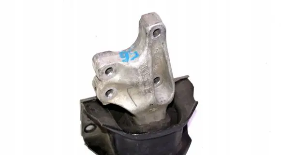 Citroen DS5 Engine mount bracket 9681855180
