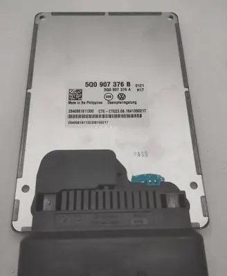 Skoda Superb B8 (3V) Suspension control unit/module 5Q0907376B 5Q0907376A 0981811300