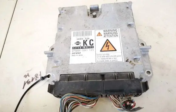 Nissan Almera Tino Engine control unit/module 23710bu771 275800-3261
