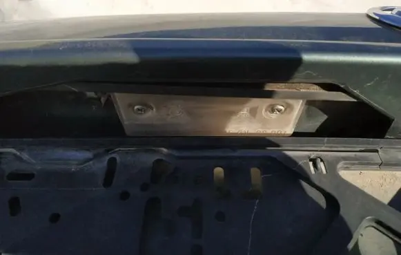 Mazda 626 Number plate light